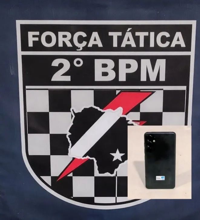 Ladrões agridem vítima durante roubo e acabam presos pela Força Tática 