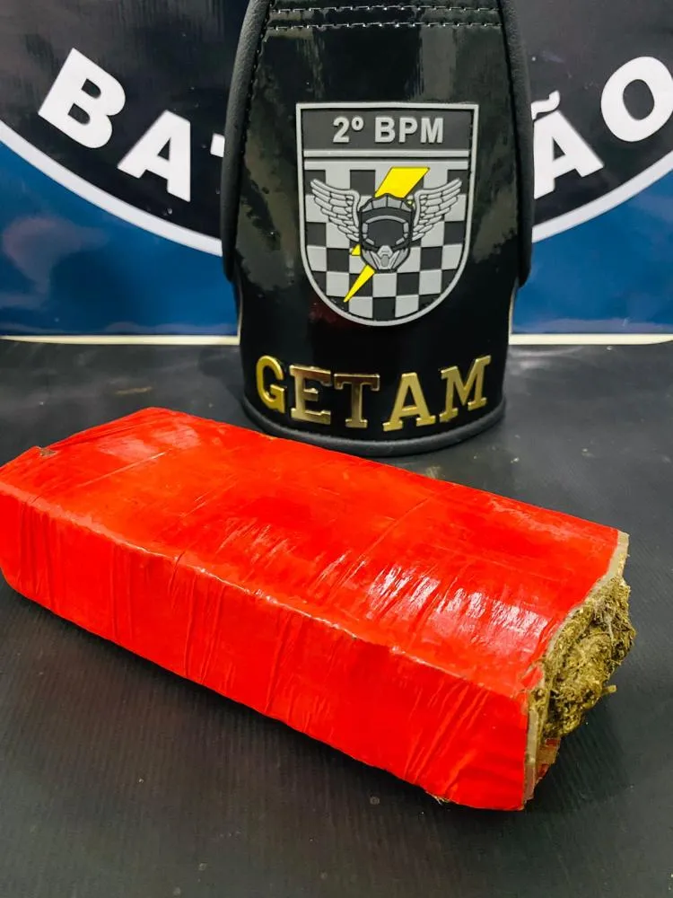 Polícia Militar apreende tablete de maconha próximo à rodoviária de Três Lagoas
