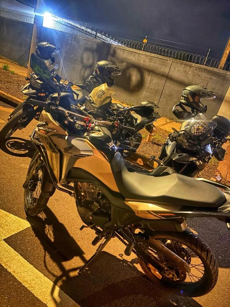 Dupla é presa após fuga, manobras perigosas e suspeita de tráfico em Três Lagoas