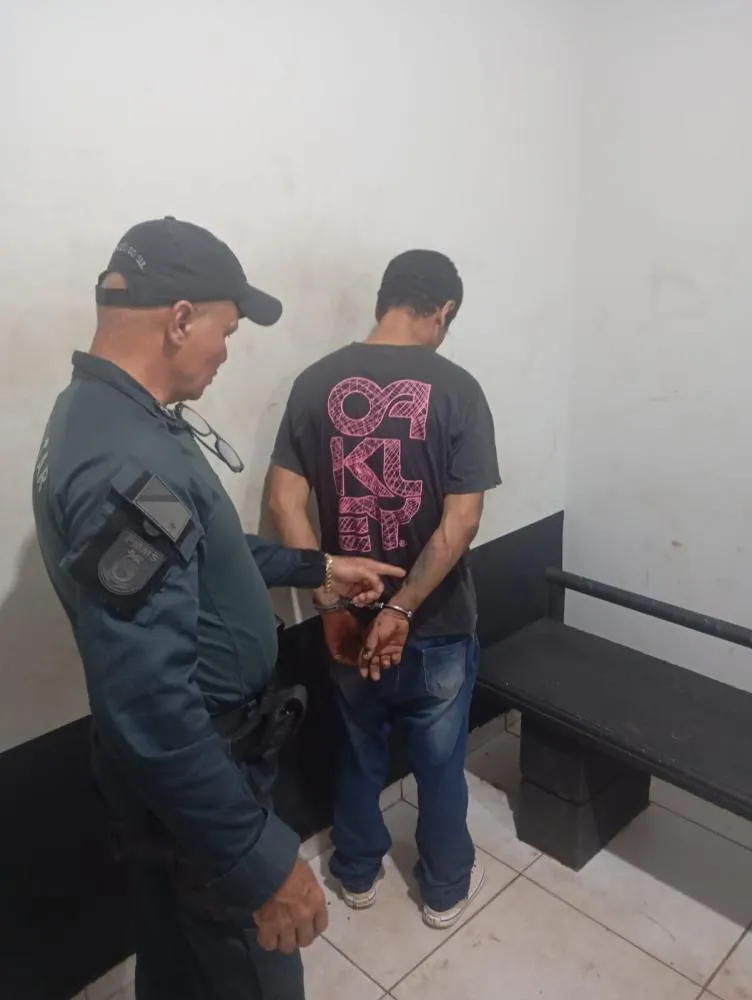 FORAGIDO DA JUSTIÇA É RECAPTURADO APÓS TENTAR ENGANAR POLICIAIS COM NOME FALSO